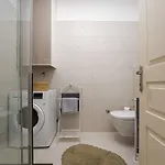 Cozy Studio-apartment Inmitten Der Altstadt Von Und Nur 50 Meter Zur Adria