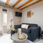 Cozy Studio-apartment Inmitten Der Altstadt Von Und Nur 50 Meter Zur Adria Appartement