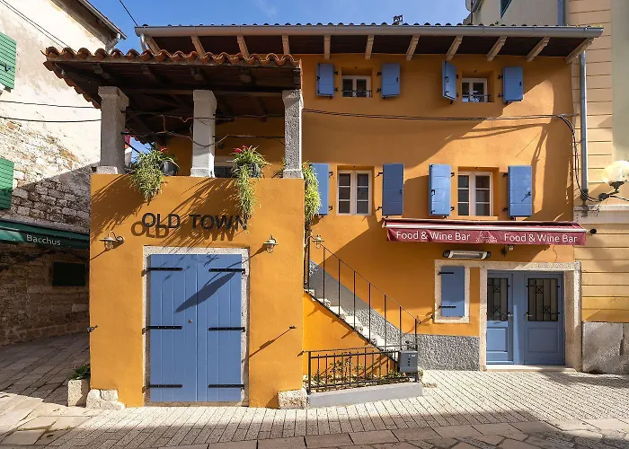 Apartman Cozy Studio-apartment Inmitten Der Altstadt Von Und Nur 50 Meter Zur Adria